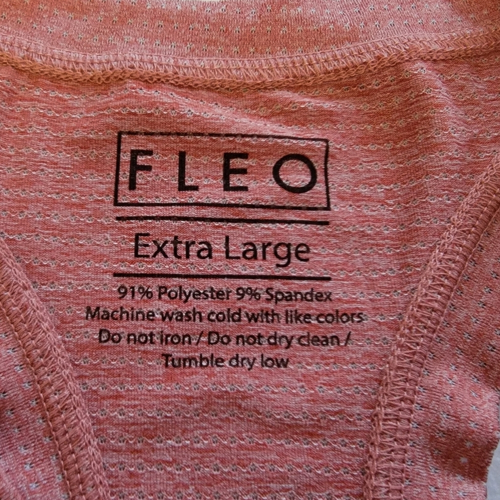 Fleo Racer Back Tank Top - Picture 3 of 3